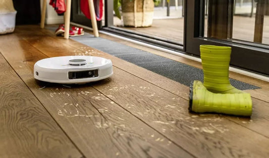 What Damage Does a Wet Floor Cause to a Robot Vacuum? The 4-Stage Disaster of Water and Moisture